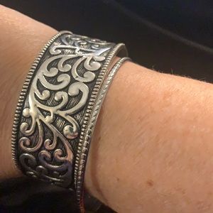 Bangle set of 2 Silver/Black Tone Carved Lot